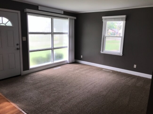 Foto del edificio - 10400 Albany St