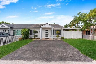 Building Photo - 4042 NW 181st Ln