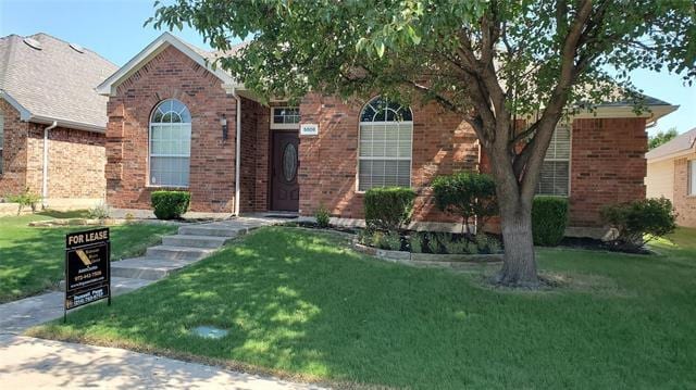 Foto principal - 5808 Hidden Pine Ln