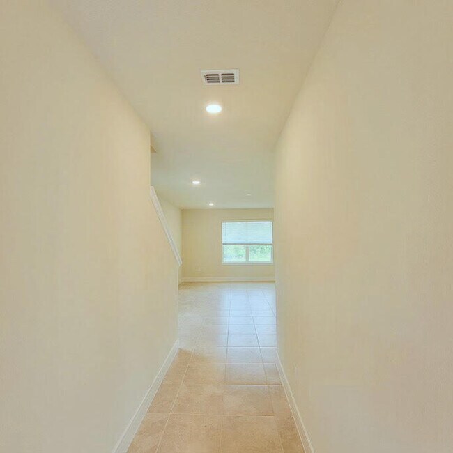 Foto del edificio - 5163 Bur Oak Blvd