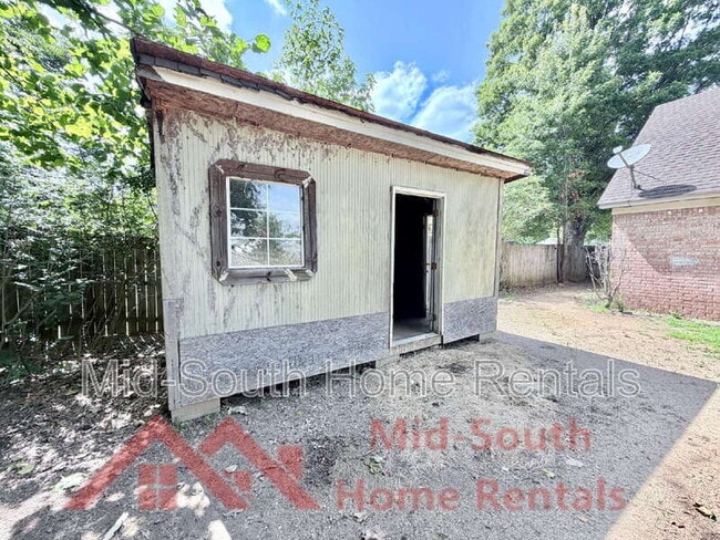 Foto del edificio - 4623 Cedar Branch Cove