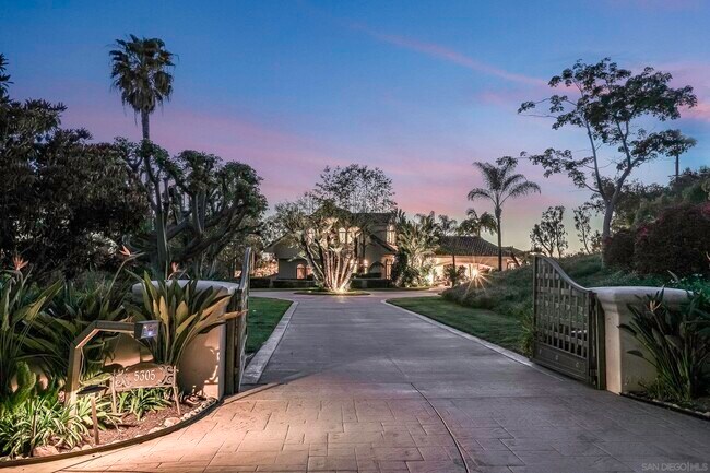 Foto del edificio - 5305 La Crescenta Rd