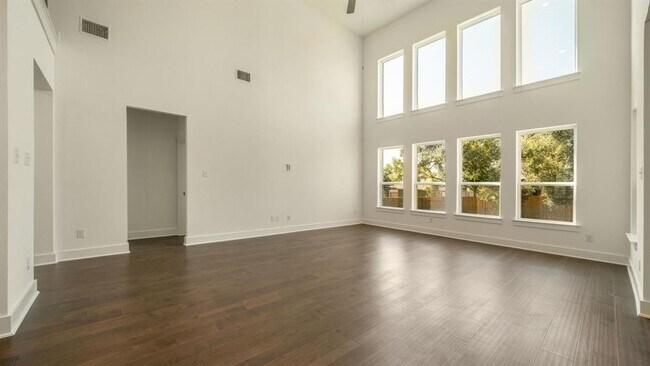 Building Photo - 1412 Mulberry Oak Ln