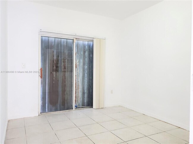 Foto del edificio - 110 SW 109th Ave
