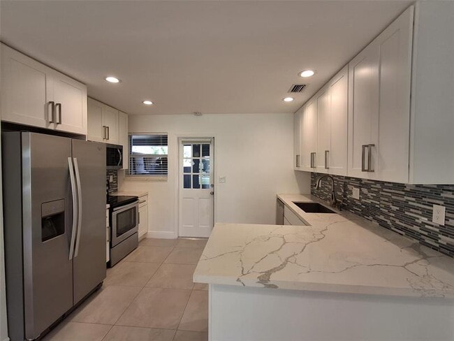 Building Photo - 2300 NW 3rd Ave