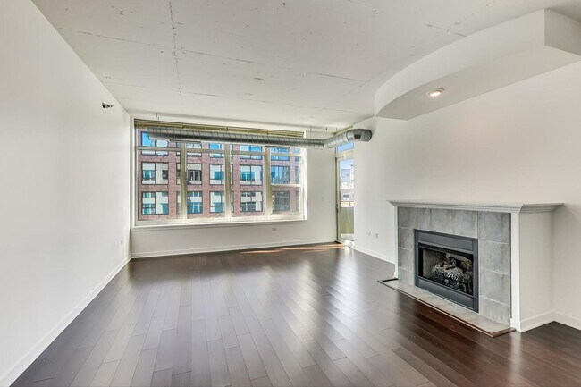 Foto del edificio - 909 W Washington Blvd