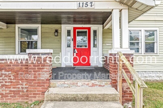 Photo - 1157 W 32nd St House