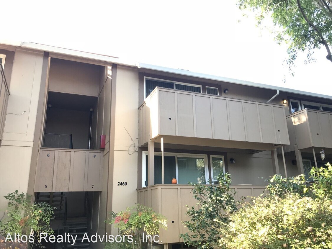 Primary Photo - 2 br, 1 bath House - 2460 W. Bayshore Road #8