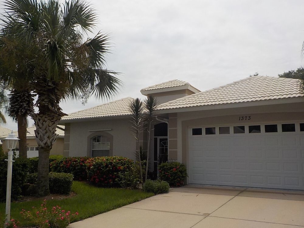 Primary Photo - 1373 Clubview Ct