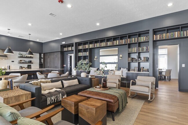 Casa club comunitaria - Page Living at Pinnacle Hills
