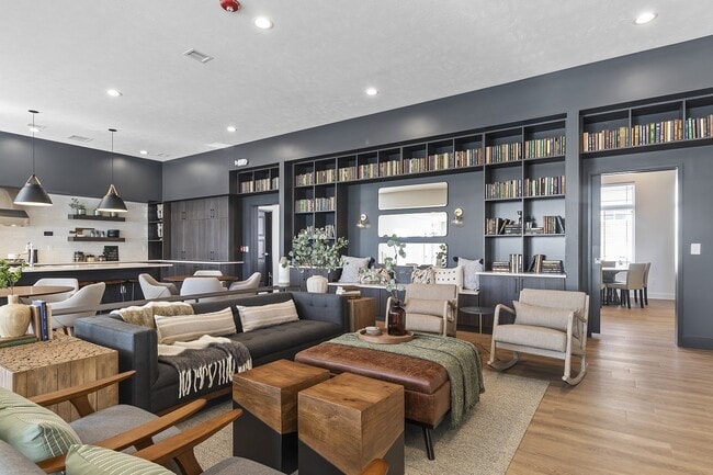 Community Clubhouse - Page Living at Pinnacle Hills