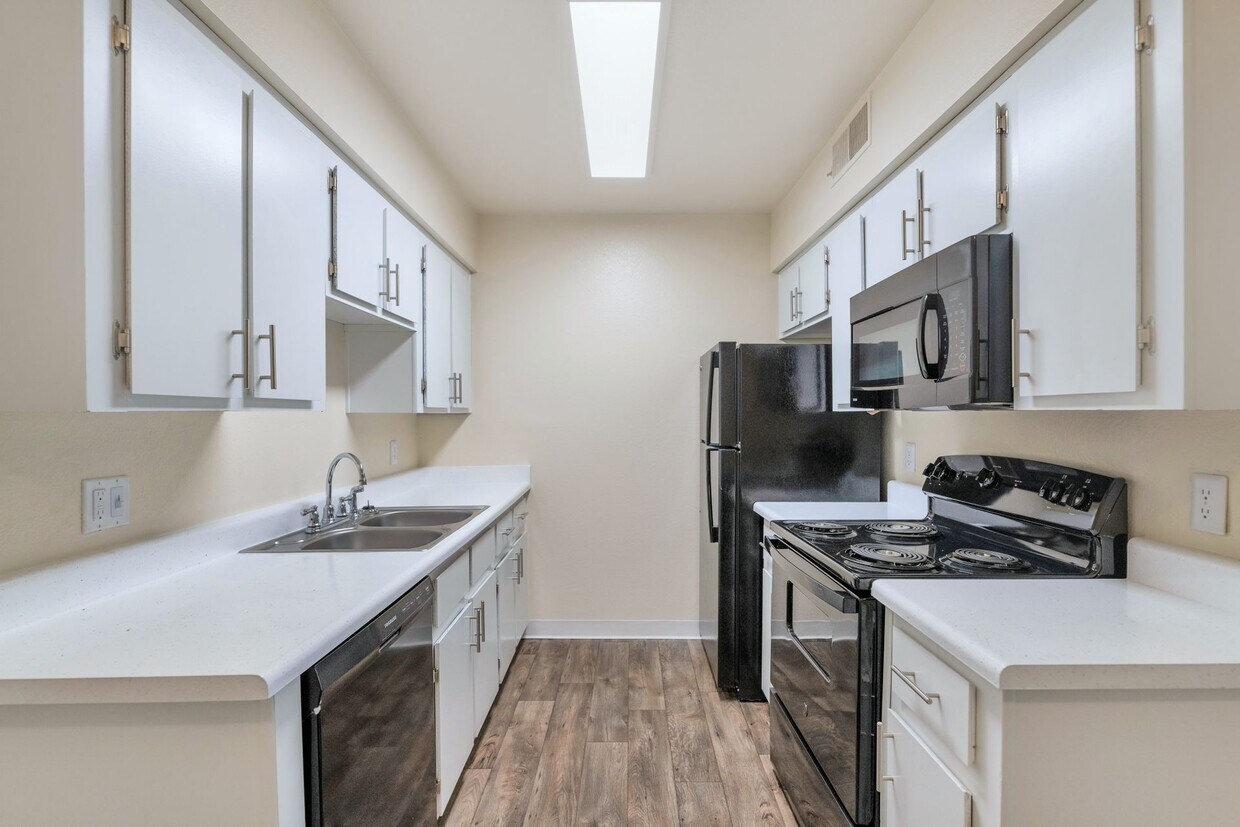 Vantage Point Apartments in Gilbert, AZ