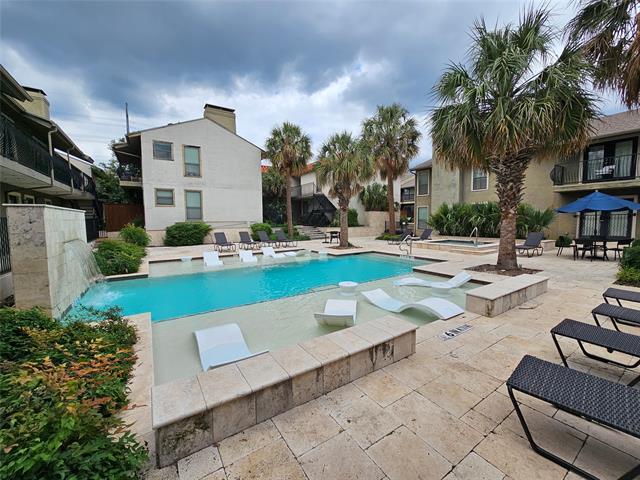 Foto del edificio - 5836 Birchbrook Dr