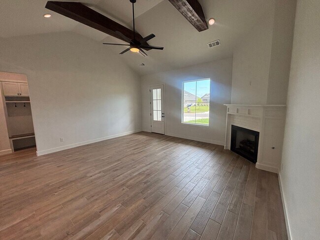 Foto del edificio - Wonderful 4 Bed 2.5 Bath Home in Norman