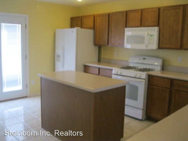 Foto del edificio - 4 br, 2 bath House - 5170 Granite St.
