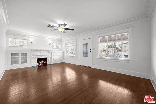 Building Photo - 5515 Ruthelen St