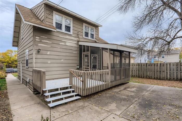 Primary Photo - 3947 Unity Avenue N, Robbinsdale, MN, 55422