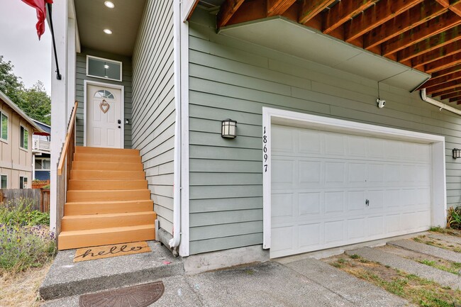 Building Photo - Two story home in Suquamish