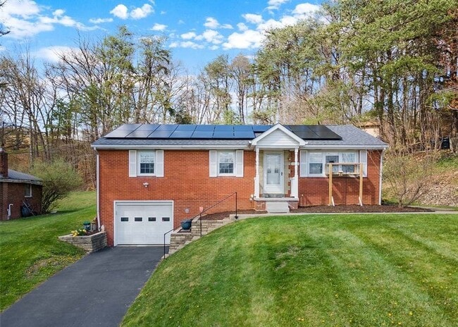 Building Photo - 185 Ridgeview Dr