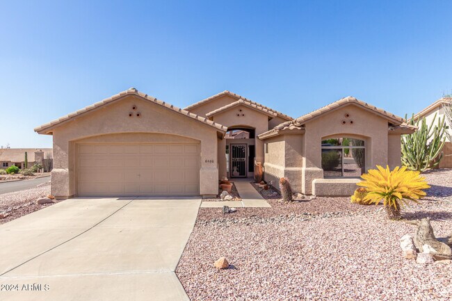 Building Photo - 6460 S Mesa Vista Cir