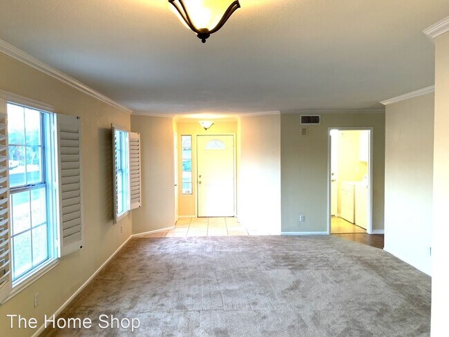 Building Photo - 4 br, 3 bath House - 6100 Castle Bay Dr