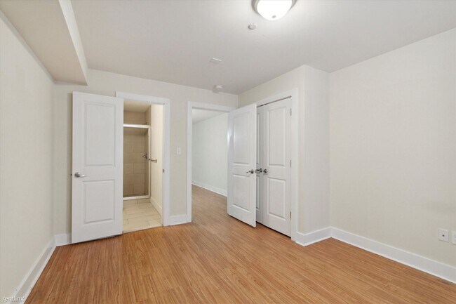 Foto del edificio - 5 br, 5 bath Triplex - 1622 JEFFERSON ST U...