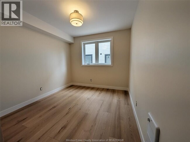 Building Photo - 1711 Ford Blvd