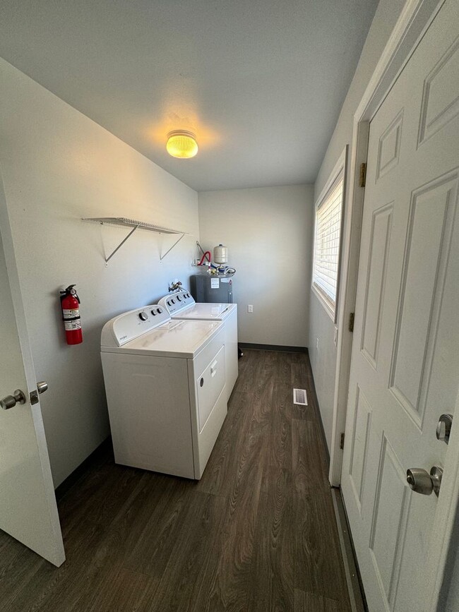 Building Photo - Newly renovated 3 bed / 1 bath