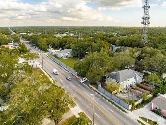 1910 W Sligh Ave Tampa, FL - Brookshire Townhomes