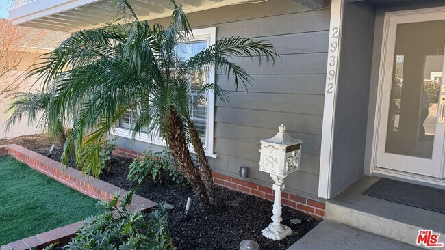 Building Photo - 29392 Hillrise Dr