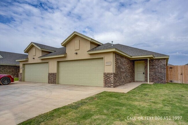 Building Photo - Gorgeous 3/2/2 in SW Lubbock