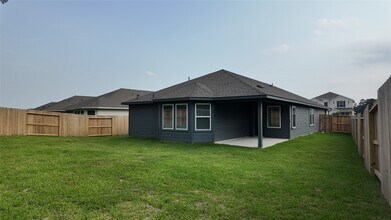 Building Photo - 16241 Parish Pointe Ct