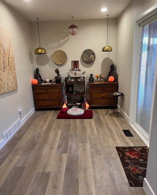 Dining room I’ve used as a meditation / yoga space - 1703 Quiver Ct