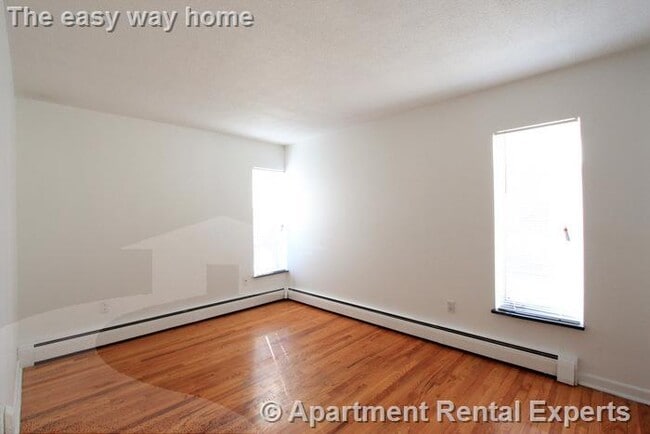 Photo - 524 Putnam Ave Apartment