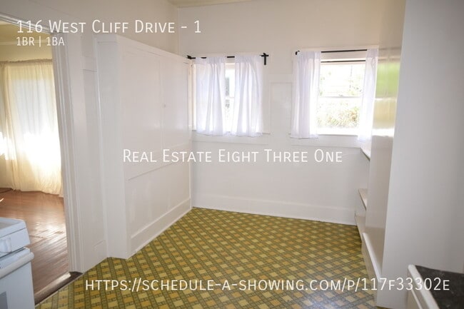 Building Photo - 116 W Cliff Dr
