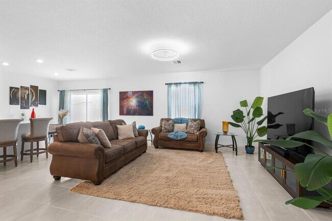 Foto del edificio - 13524 Camelot Ct