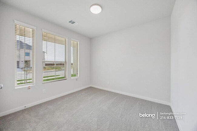 Building Photo - 513 Tribble Dr