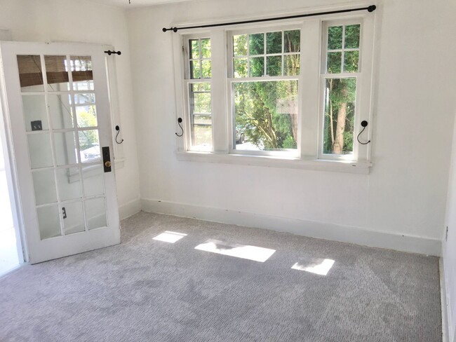 Building Photo - Charming Fremont Home