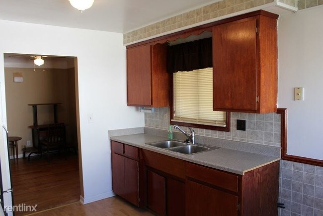 Foto del edificio - 18131 Winsome