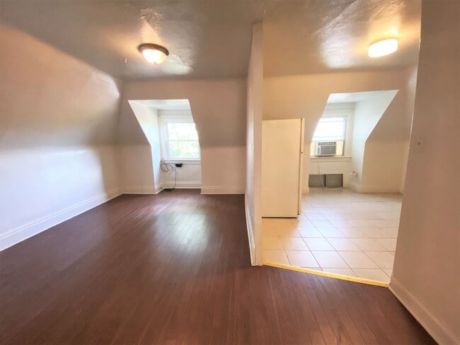Building Photo - Highland Park - Apartments For Rent In Pit...