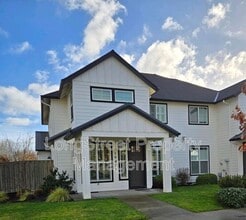 Building Photo - 1947 SW Stanford St