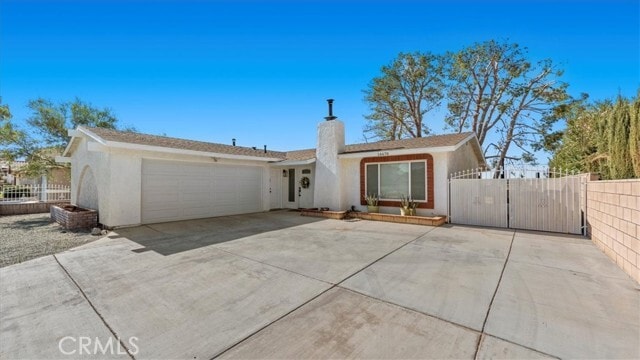 Foto del edificio - 14676 Coolglen Dr