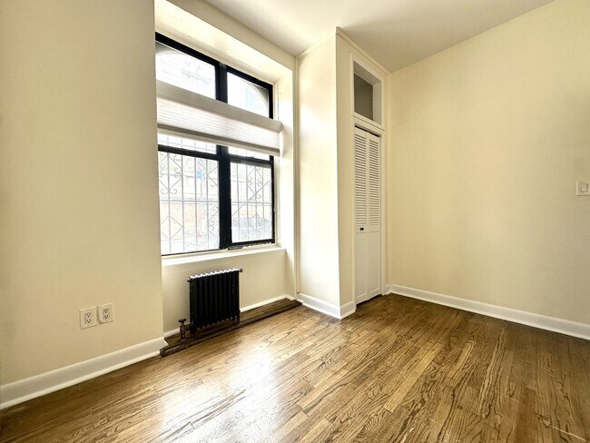 Foto del edificio - 3133 Broadway