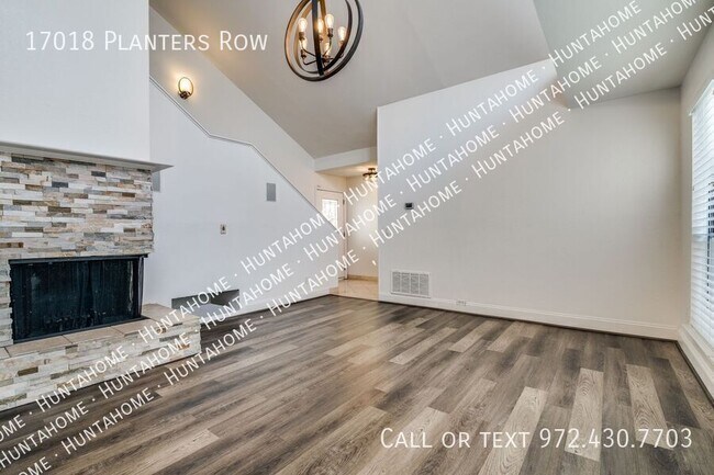 Foto del edificio - 17018 Planters Row