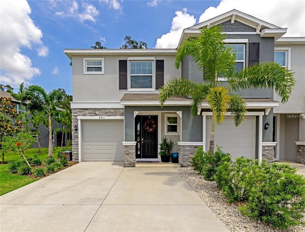 Foto principal - 2411 Midnight Pearl Dr