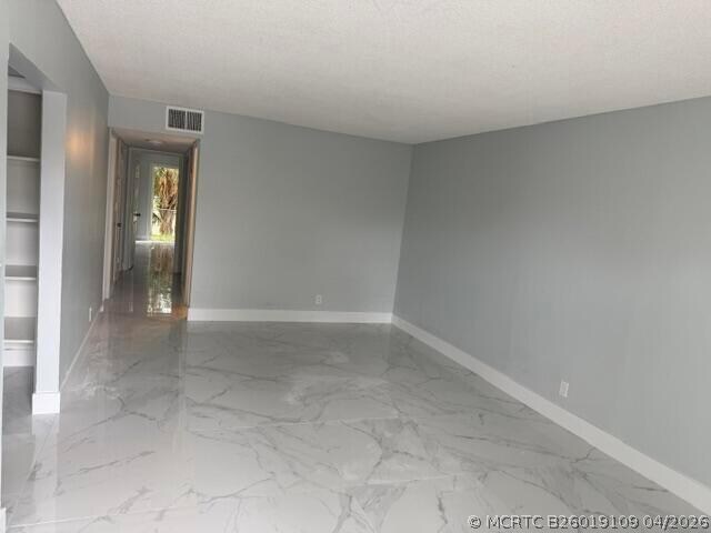 Foto del edificio - 4210 Riverside Dr