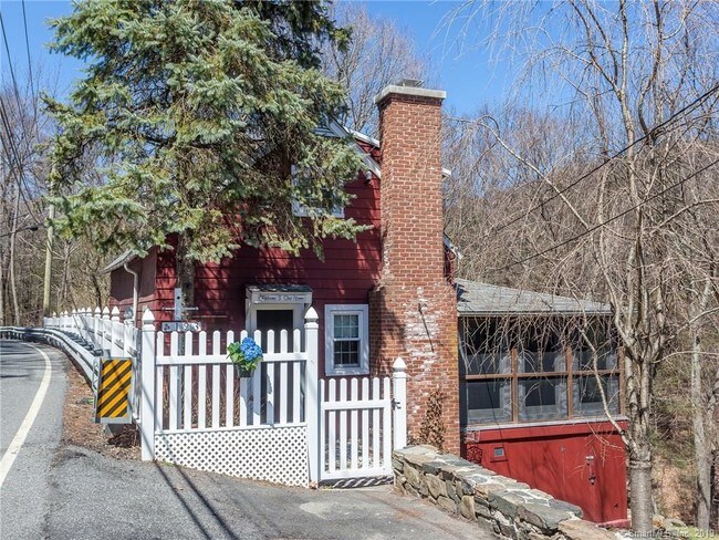 Building Photo - 123 CT-37