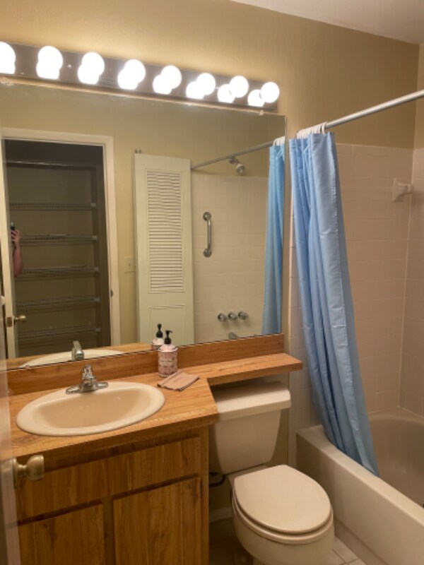 Building Photo - 610 Rodeo Dr