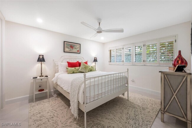 Foto del edificio - 735 Parkview Ln