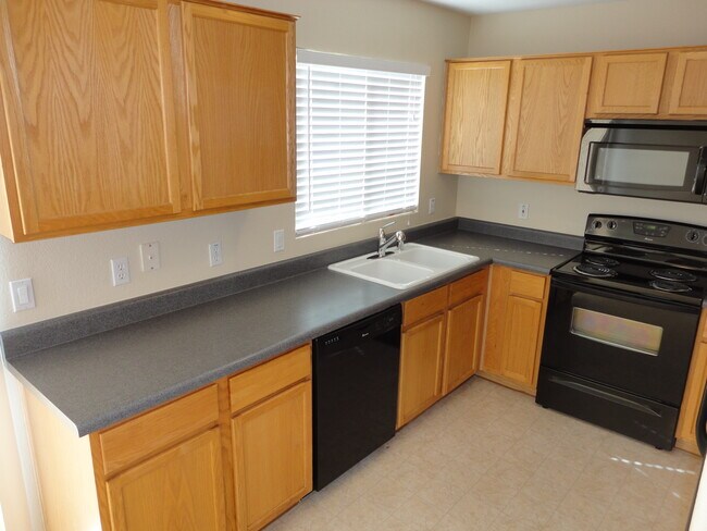 Foto del edificio - 6217 W Warner St